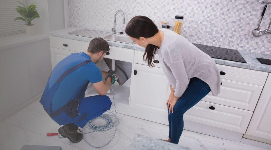 Professional septic tank pumping in Eastlake Weir, FL